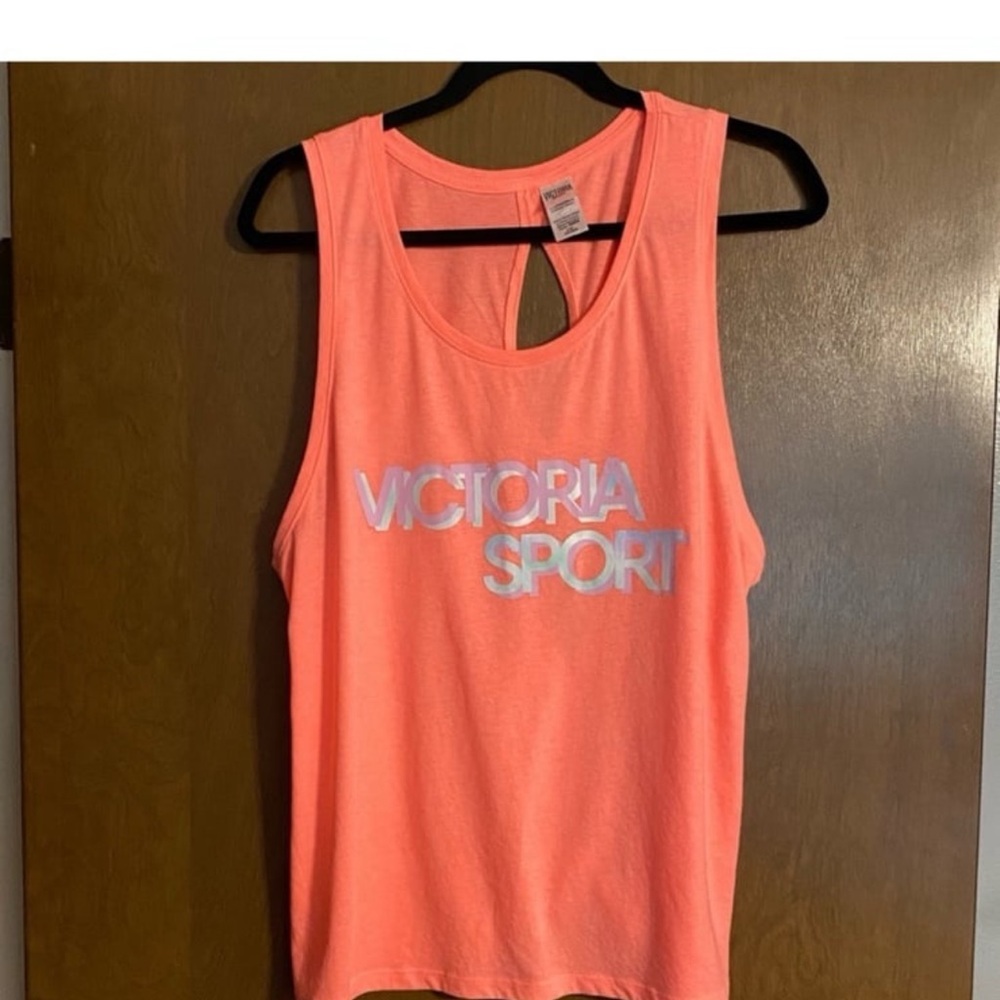 Victoria’s Secret a woman sport tank top size M
